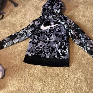 Nike sweat shirt